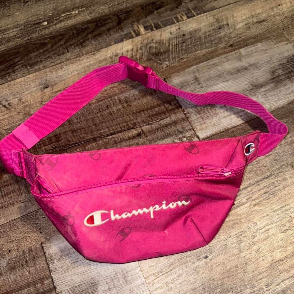 Champion Medium Pink Fanny Pack Adjustable Strap